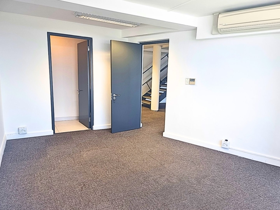 To Let commercial Property for Rent in De Waterkant Western Cape